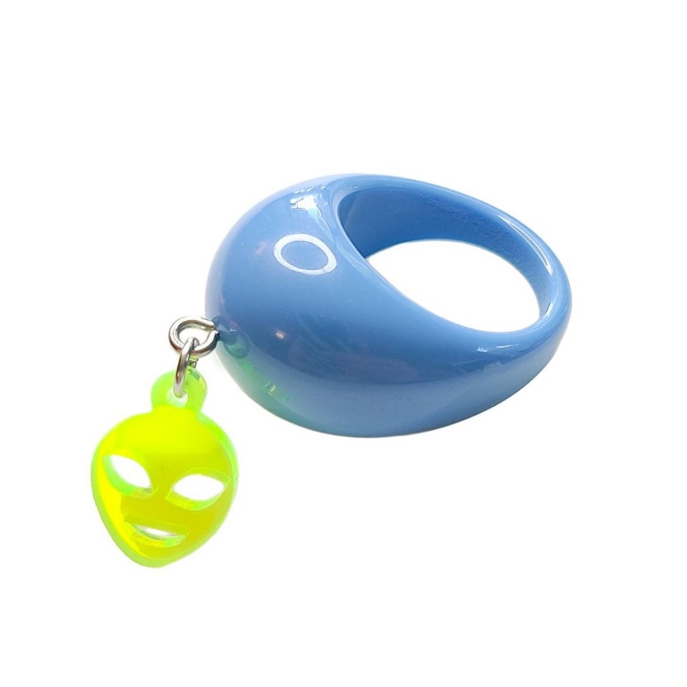 Chunky Resin Alien Ring | Y2K Acrylic Statement Jewelry | Harajuku Cyber Pop